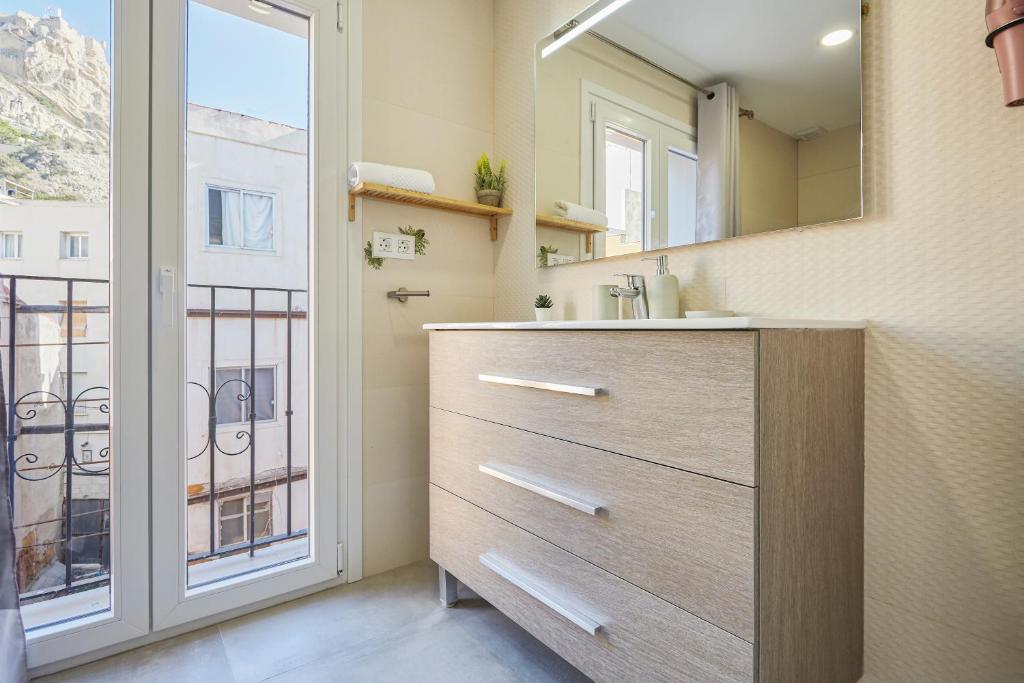 Santa Cruz Alicante Apartamentos - Resim 26