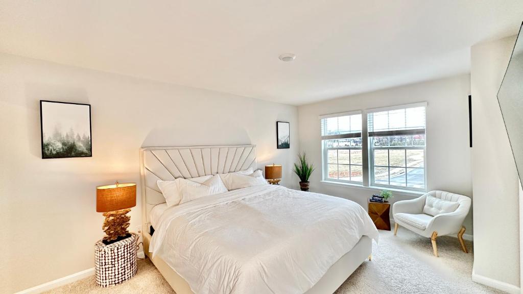 Luray Caverns New Townhome with 3 bedrooms with 1500sqft客房内的一张或多张床位