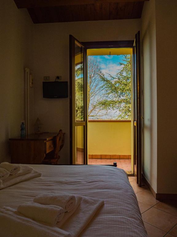 B&B Villa Erika - Chambre Simple Avec Balcon