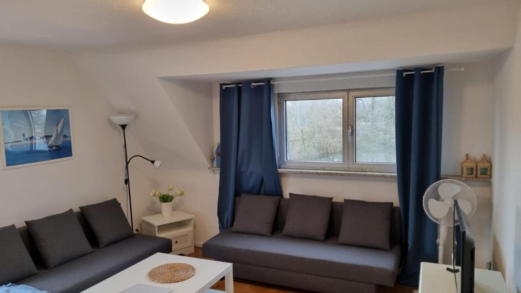 Ferienwohnung Karlsruhe - Apartment With Lake View