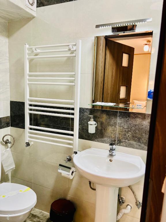 Hotel Marina srl - Resim 27