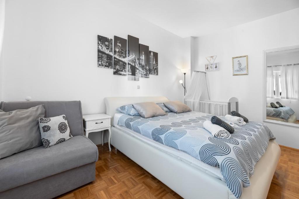 Ένα ή περισσότερα κρεβάτια σε δωμάτιο στο Apartman Zara