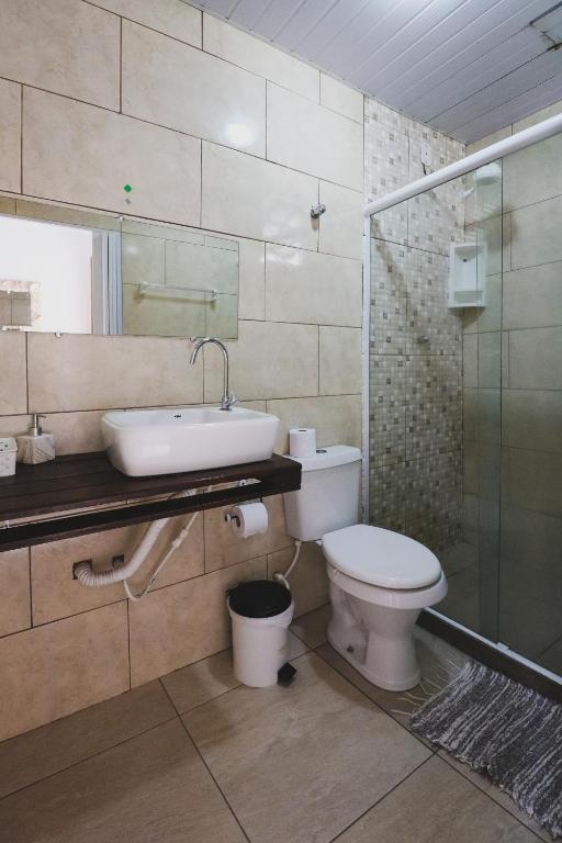Um banheiro em Hostel Cabo Frio
