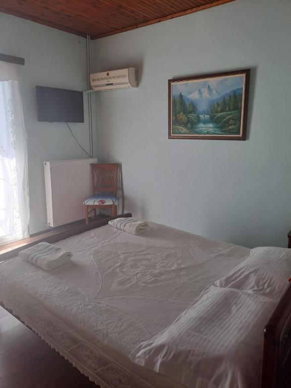 Postel nebo postele na pokoji v ubytování Ostriche House