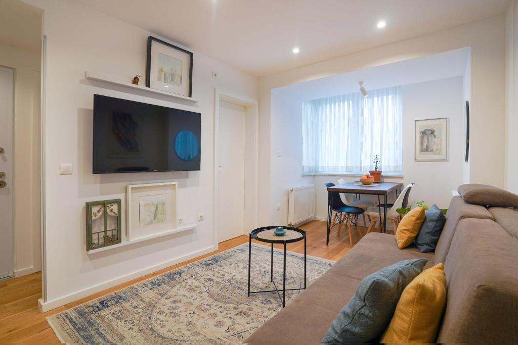 NEW! Gaiba - cozy apartment nearby the City Hall - Apartamento De Una Habitación