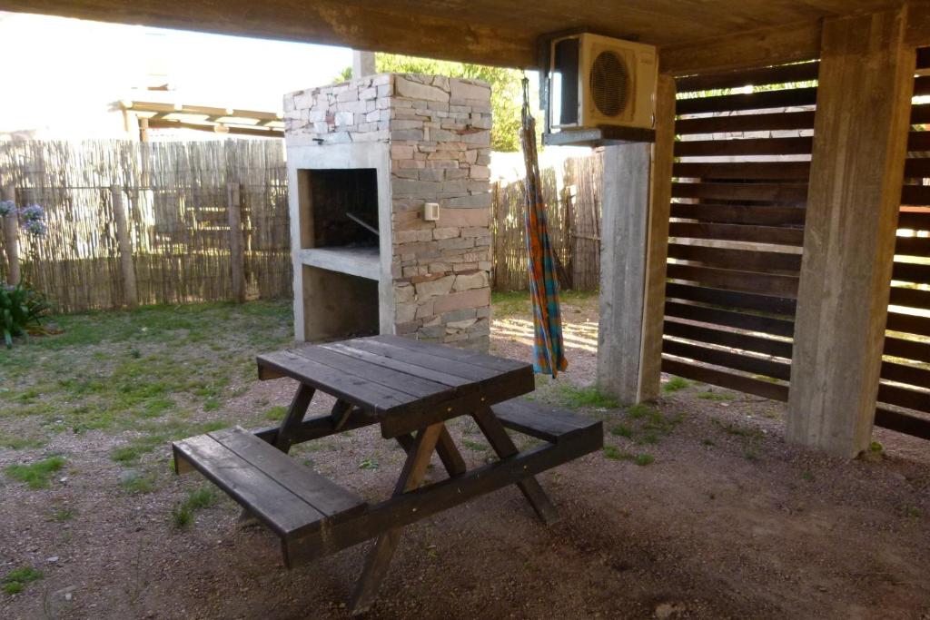 Foto sihtkohas Punta Del Diablo asuva majutusasutuse Ammunaini galeriist