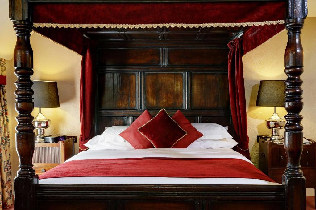 Postel nebo postele na pokoji v ubytování Best Western Premier Doncaster Mount Pleasant Hotel