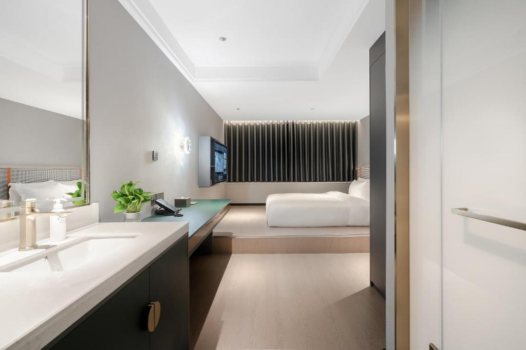 R Royalss Hotel, Chengdu Chunxi Road Taikooli Tianfu - Doppelzimmer Mit Japanischem Stil