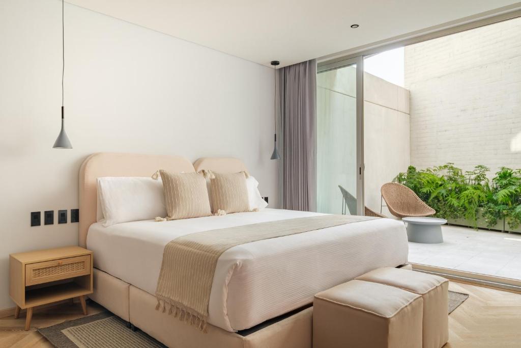 Casa Cibeles by Lumina - Studio With Terrace