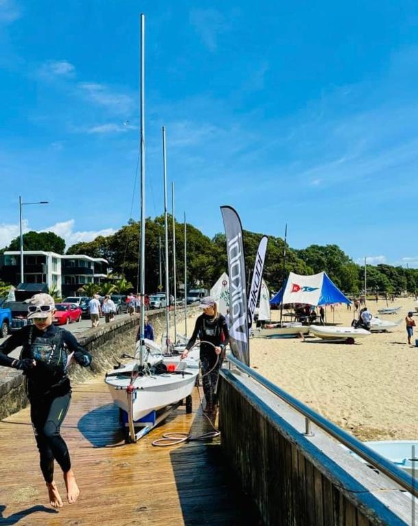 Delightful little house & Chateau Charme Suite - Resim 24