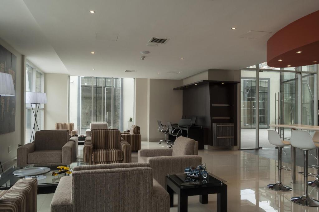 Posezení v ubytování Hotel Diego de Almagro Providencia