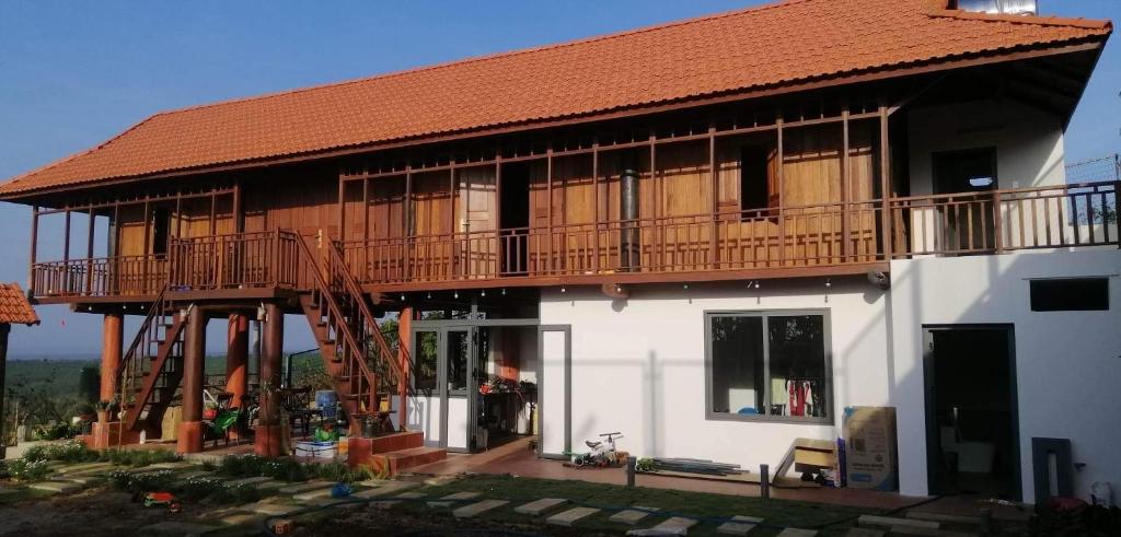Tòa nhà nơi chỗ nghỉ nhà dân tọa lạc