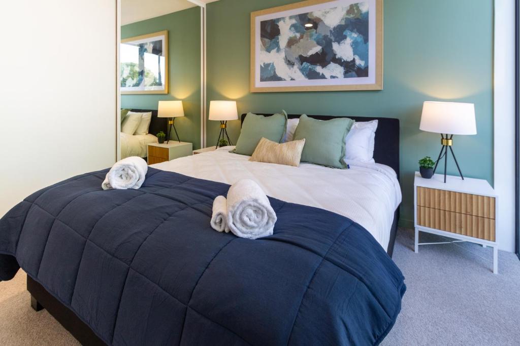 Unbeatable Central City Location 2 bed Single lvl - Resim 7