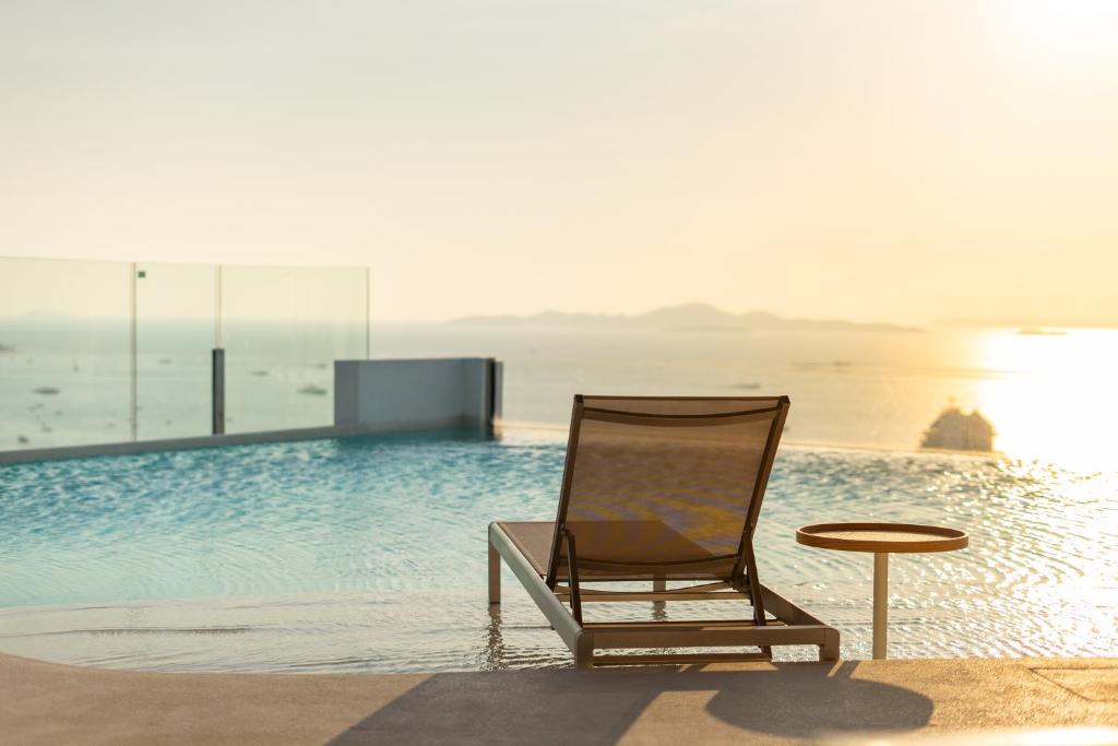 Akara Hotel Pattaya - Resim 5