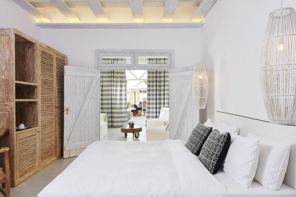 Hippie Chic Hotel - 2