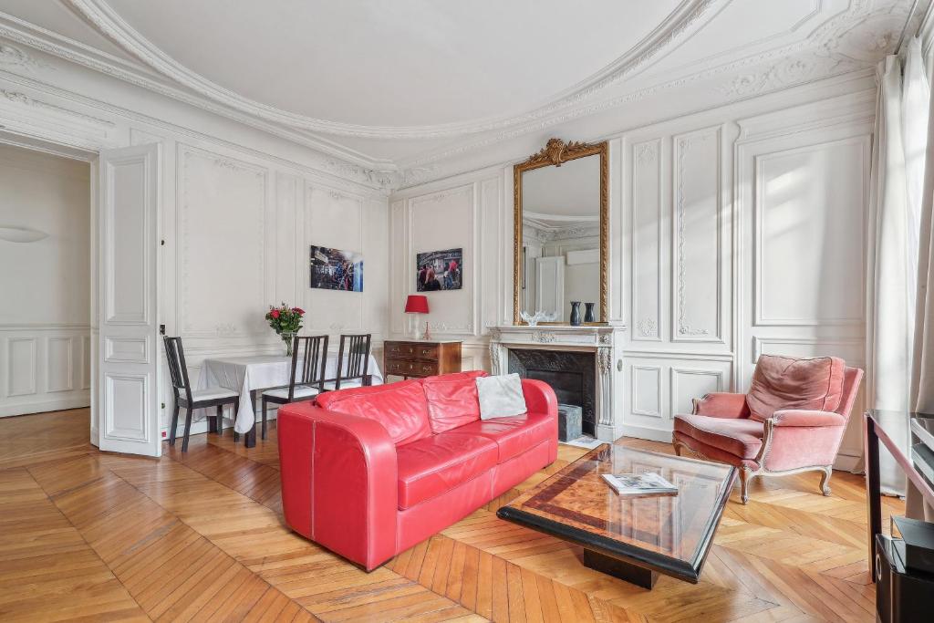 Χώρος καθιστικού στο Luxury air-conditioned apartment Champs Elysées - 7 people by Weekome