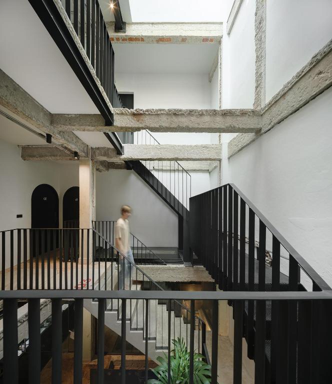 Stupid Stay - Resim 21