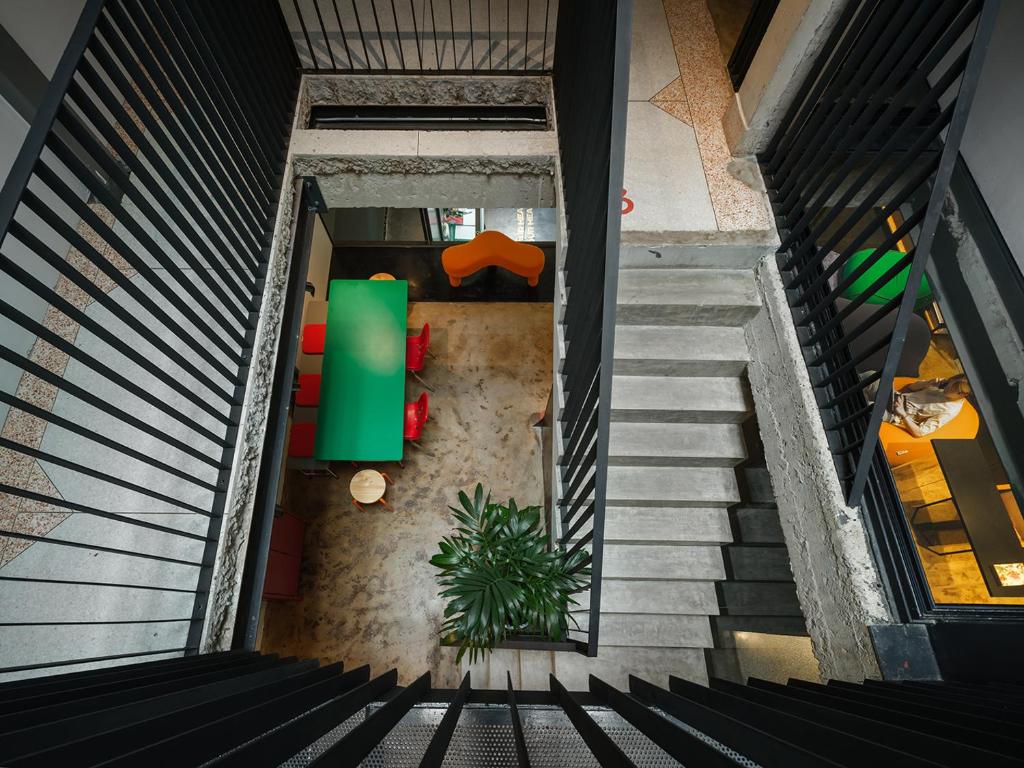 Stupid Stay - Resim 24