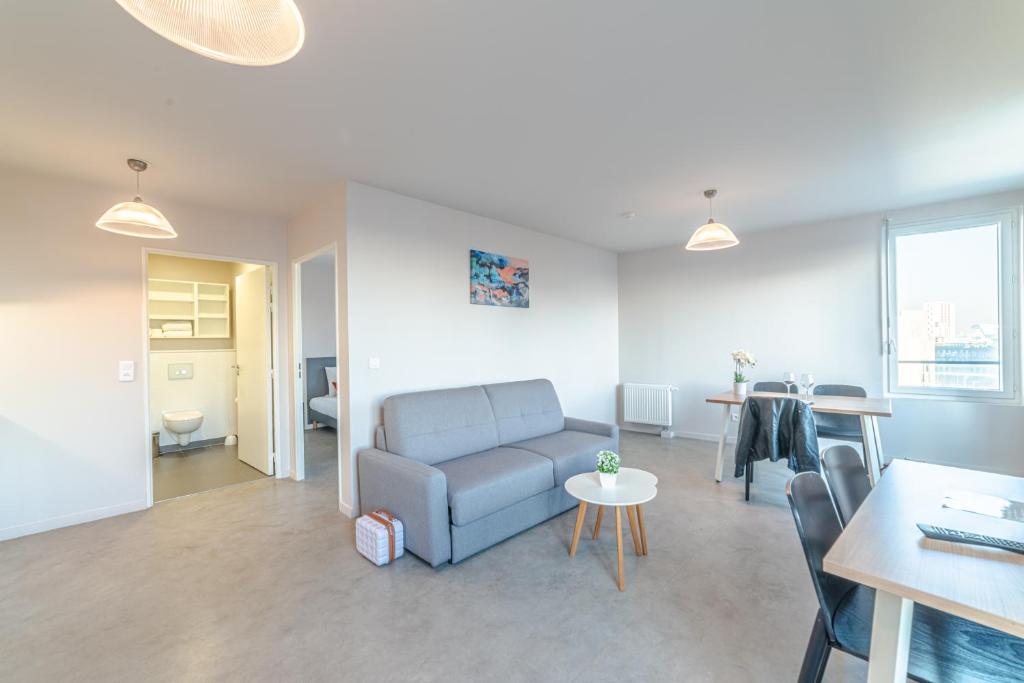 Break and Home Campus Condorcet Maison des chercheurs - Standard Apartment