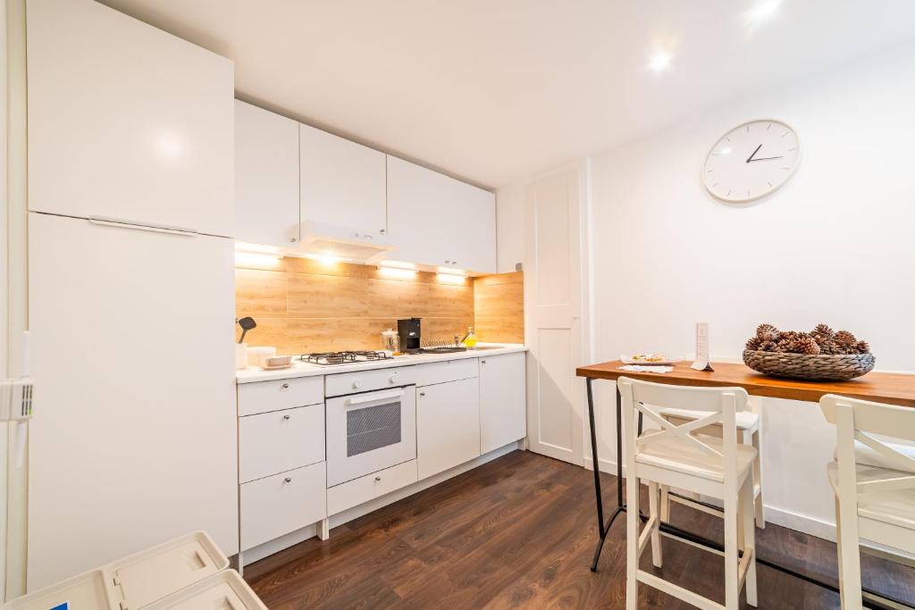 Villa Bellini Luxury Home - Three-Bedroom Apartment