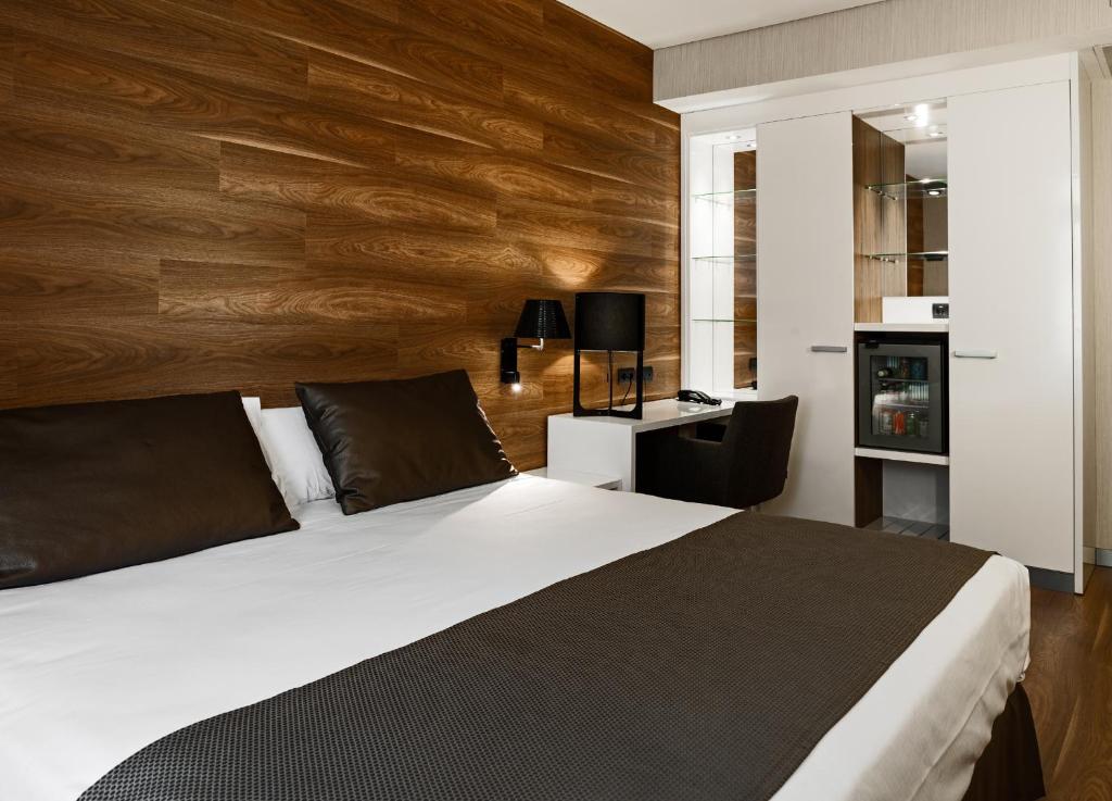 Catalonia Puerta del Sol - 19