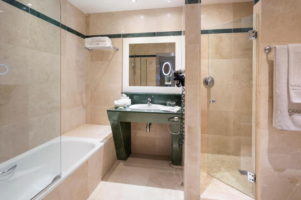 Catalonia Puerta del Sol - 11