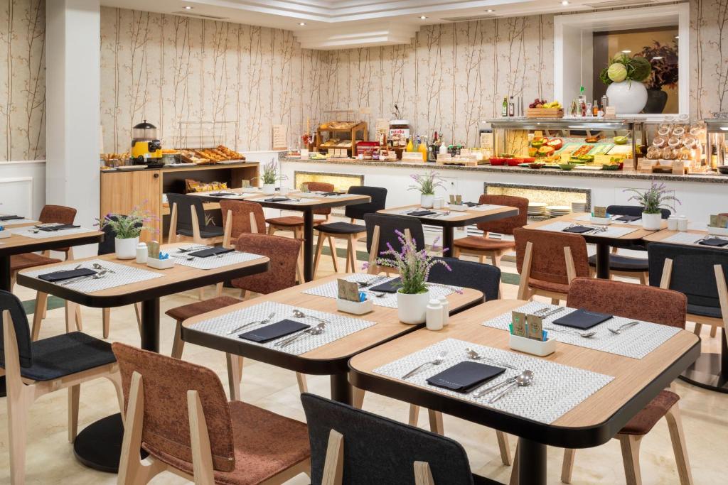 Catalonia Puerta del Sol - Resim 24