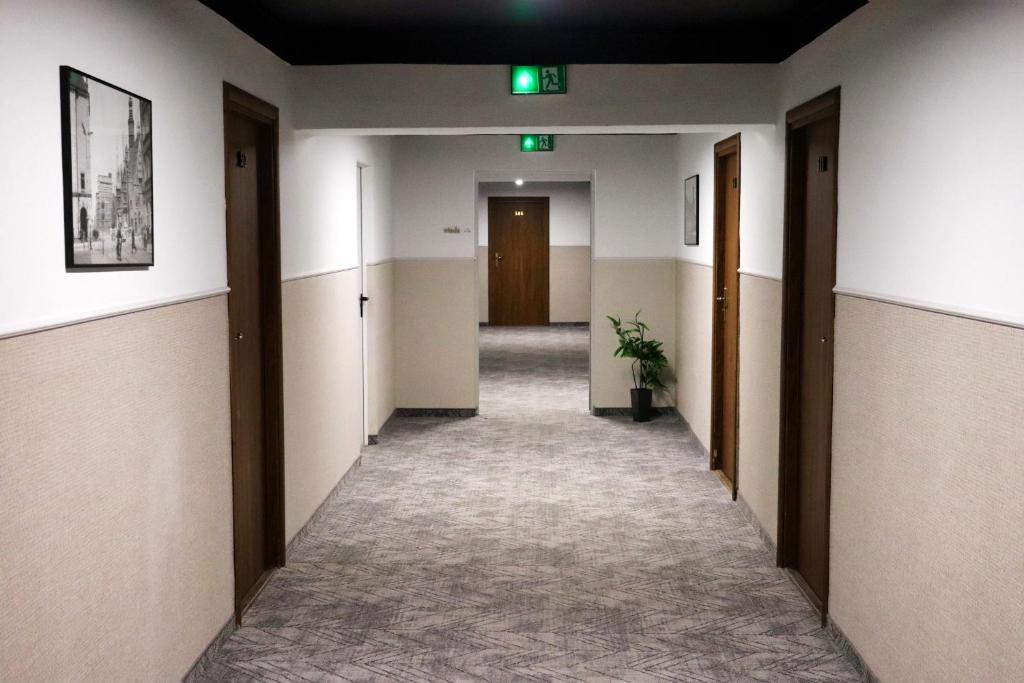 Hotel Polonia Centrum - Resim 7