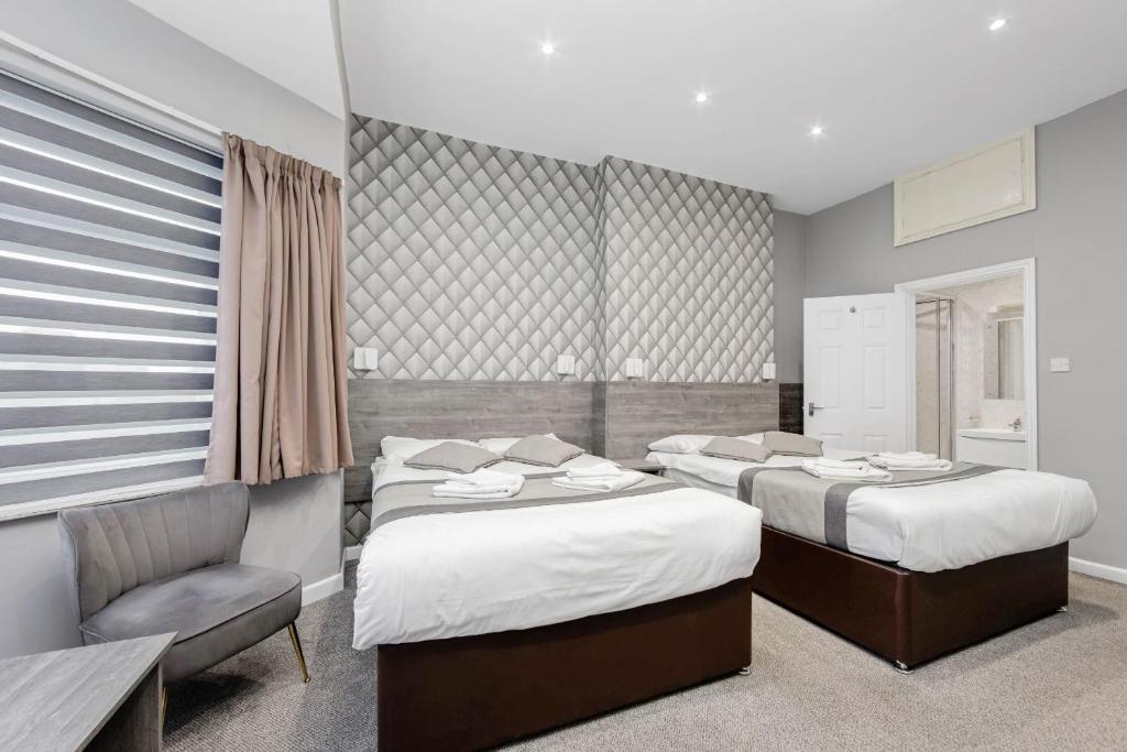 King Solomon Hotel- Golders Green - Resim 35