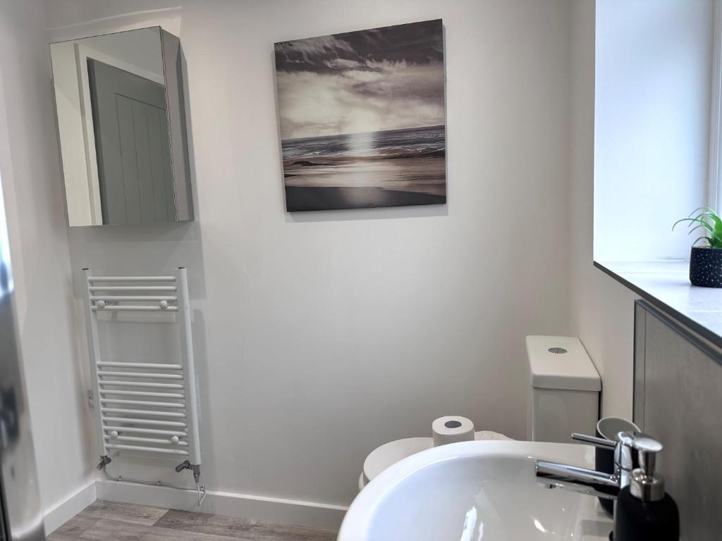 All Inn Apartments - One-Bedroom Apartment