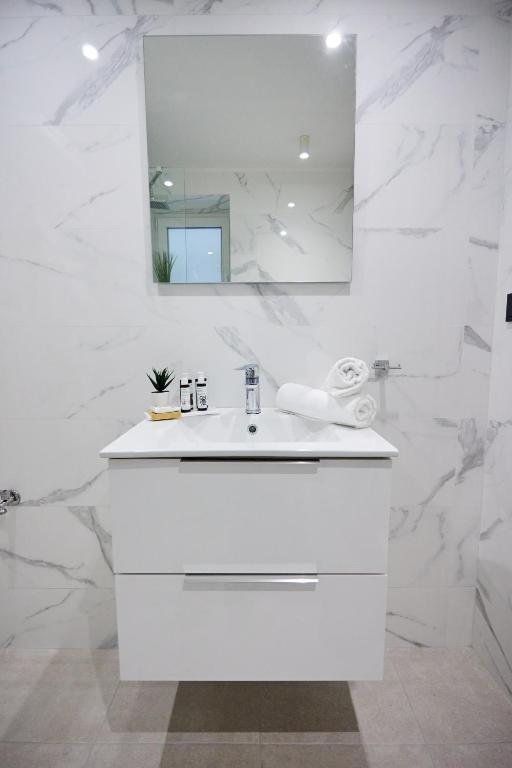 Vasilicari Apartments - 2