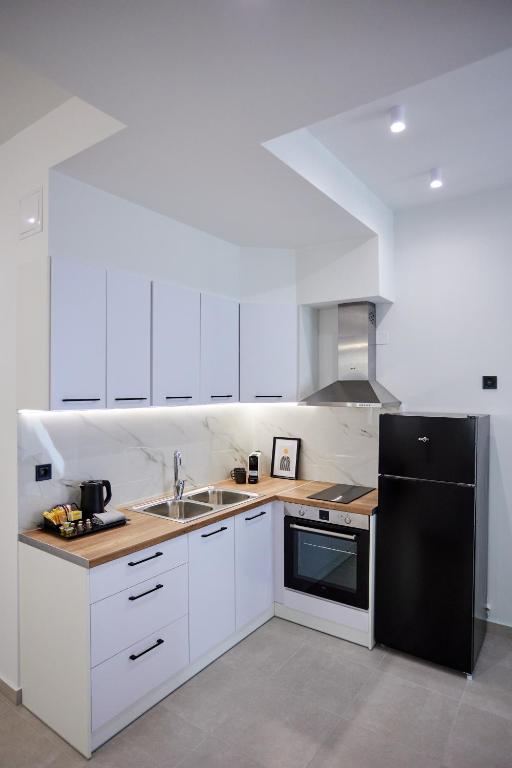 Vasilicari Apartments - 8