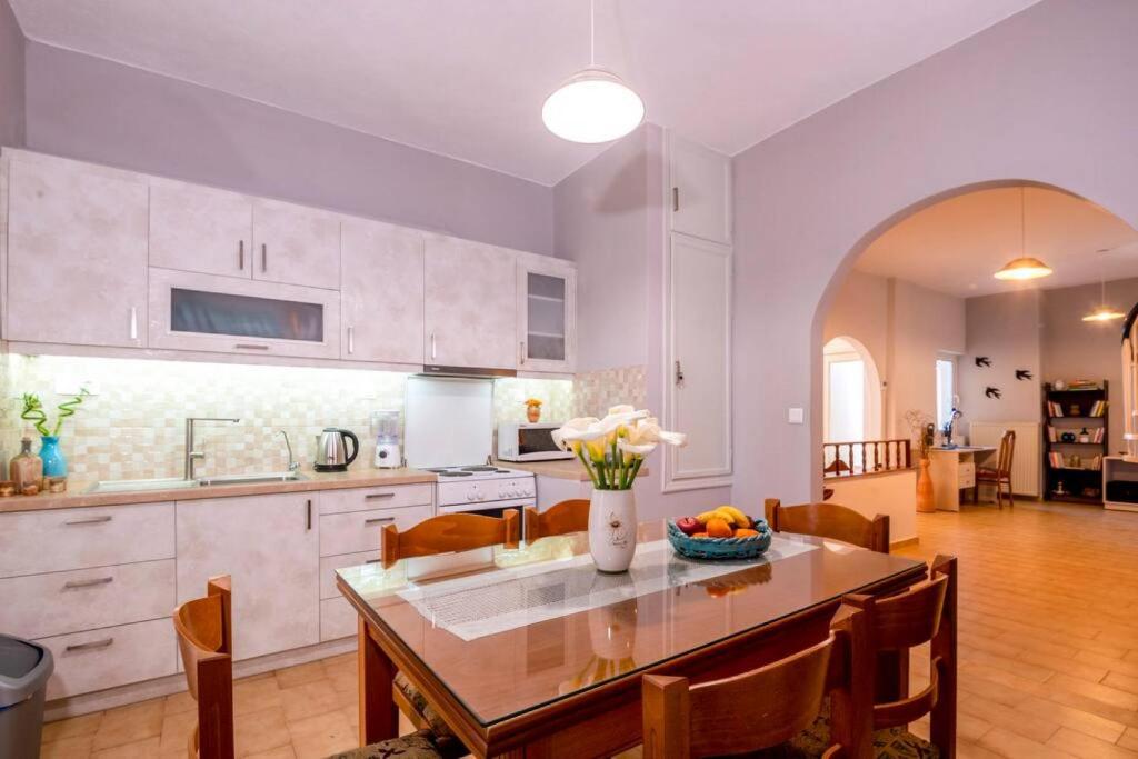 Kjøkken eller kjøkkenkrok på DM-Discover Margarites Home