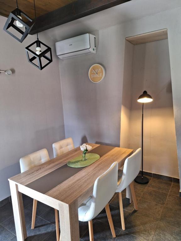 Guest house Flora - Casa De Vacaciones
