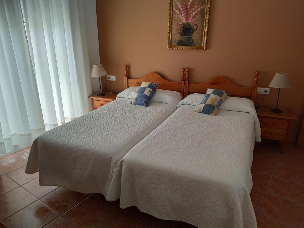 Postel nebo postele na pokoji v ubytování Hostal Ana - Adults Recommended