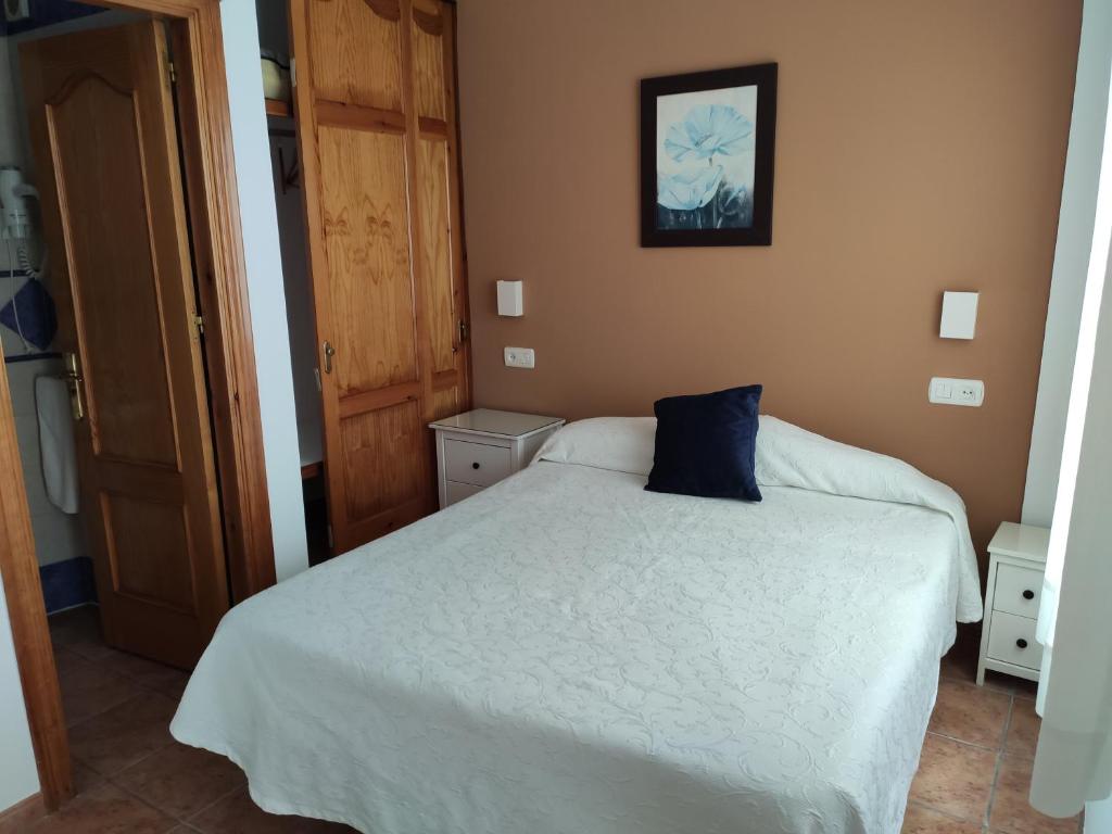 Postel nebo postele na pokoji v ubytování Hostal Ana - Adults Recommended