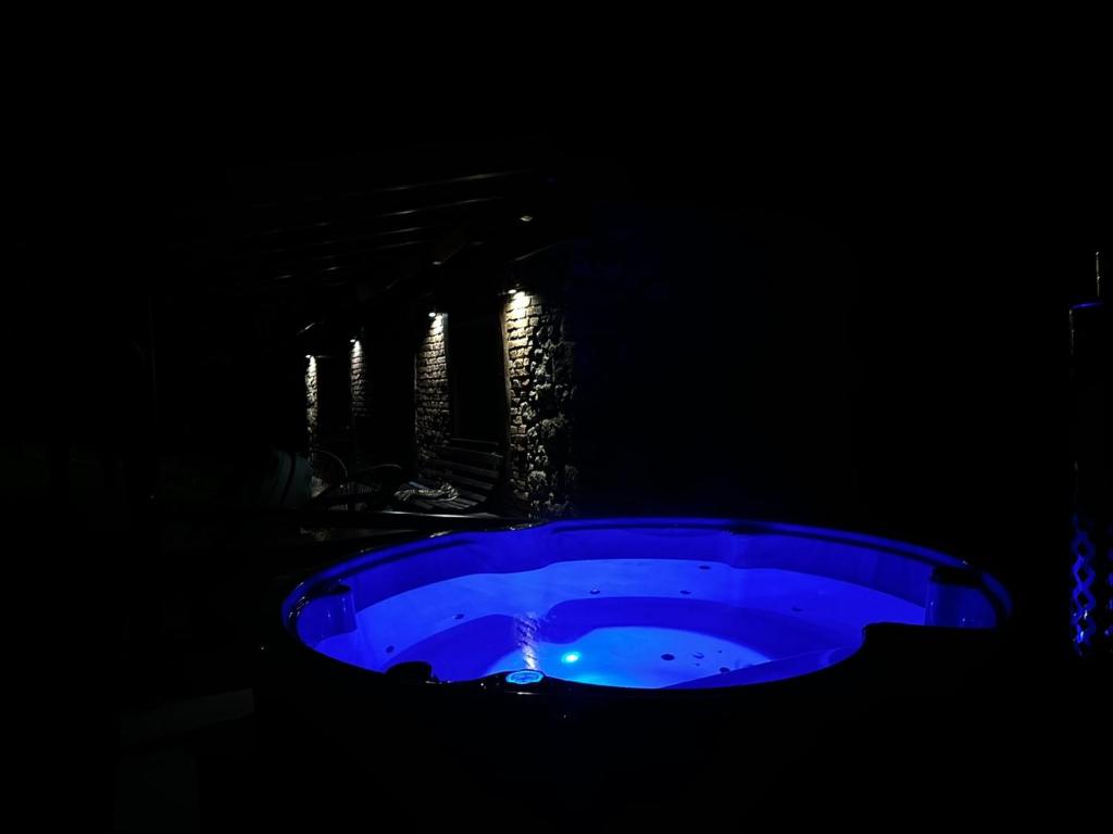 Fotografie z fotogalerie ubytování Holiday Home "Sleme" with jacuzzi, big garden and arbor with fireplace v destinaci Skrad