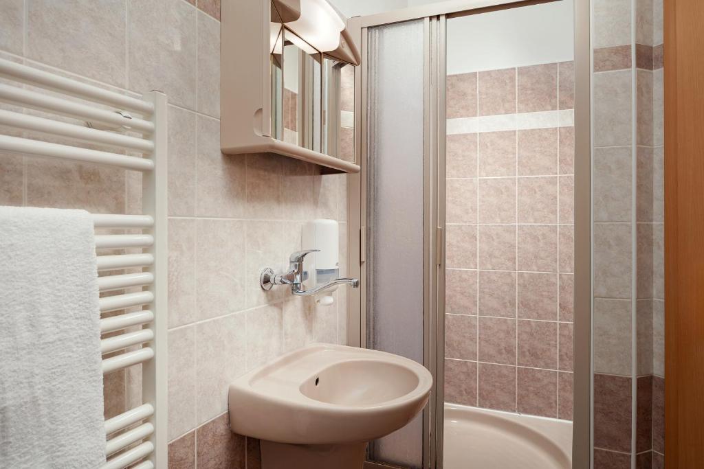 Kúpeľňa v ubytovaní Hotel Adršpach