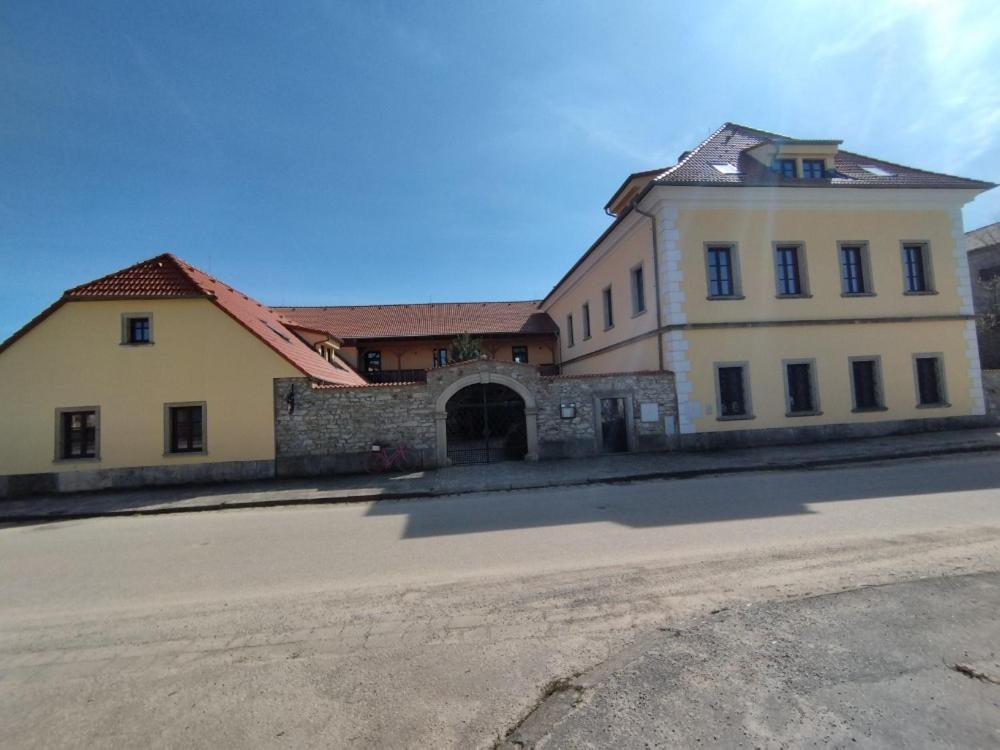 Budova, kde se penzion nachází