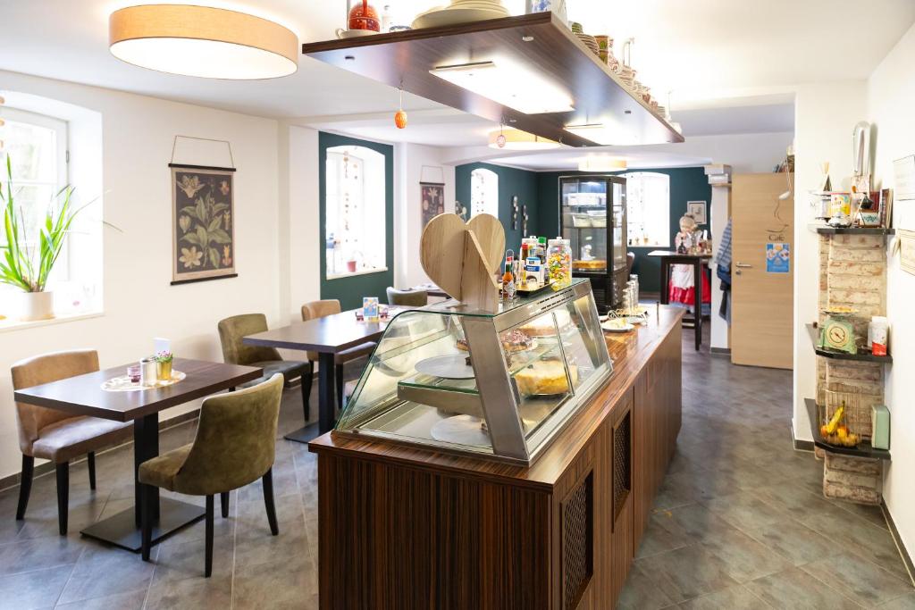 Posezení v ubytování Hotel DAH-Inn