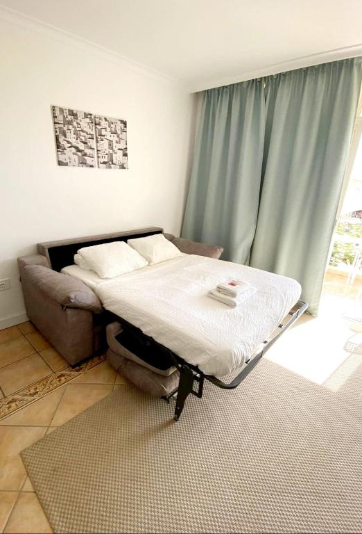 Fotografia z galérie ubytovania Beautiful spacious 1 bedroom apartment with a Pool, Marina Palace 608 v destinácii Playa Paraiso