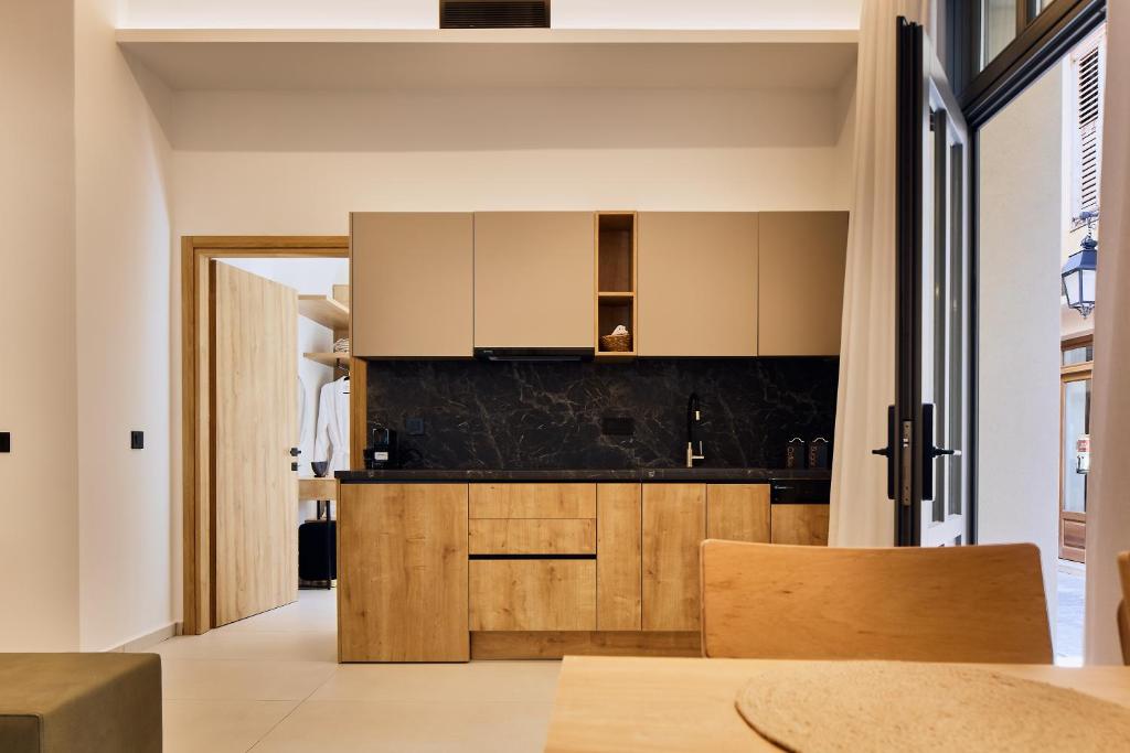 Grande Madonna Luxury Boutique Suites - 6