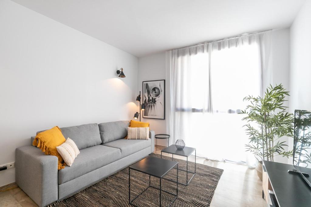 The Orbit Apartments - Apartment