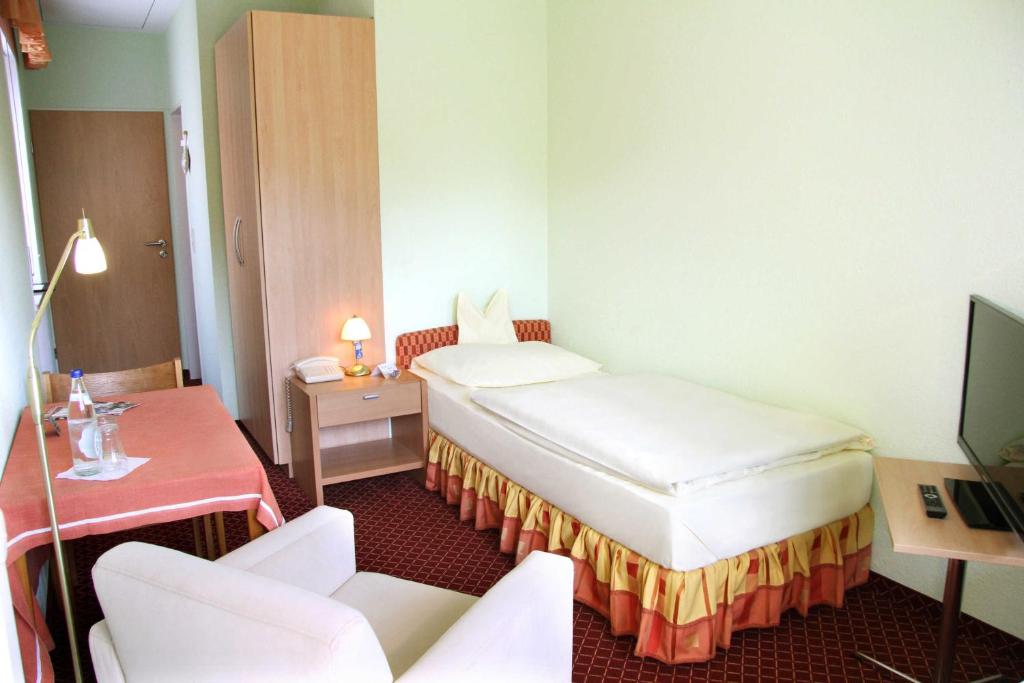 Hotel-Garni Goldener Schwan - Habitación Individual Con Baño Privado