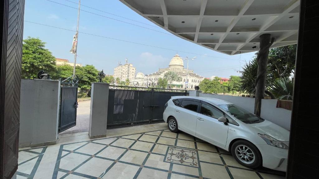 Afbeelding uit fotogalerij van Midways Guest House and Hotels in Islamabad