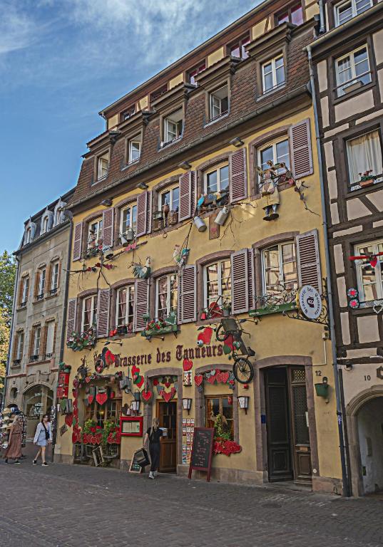 Travel Homes - Tanneur 6, heart of Petite Venise – photo 12