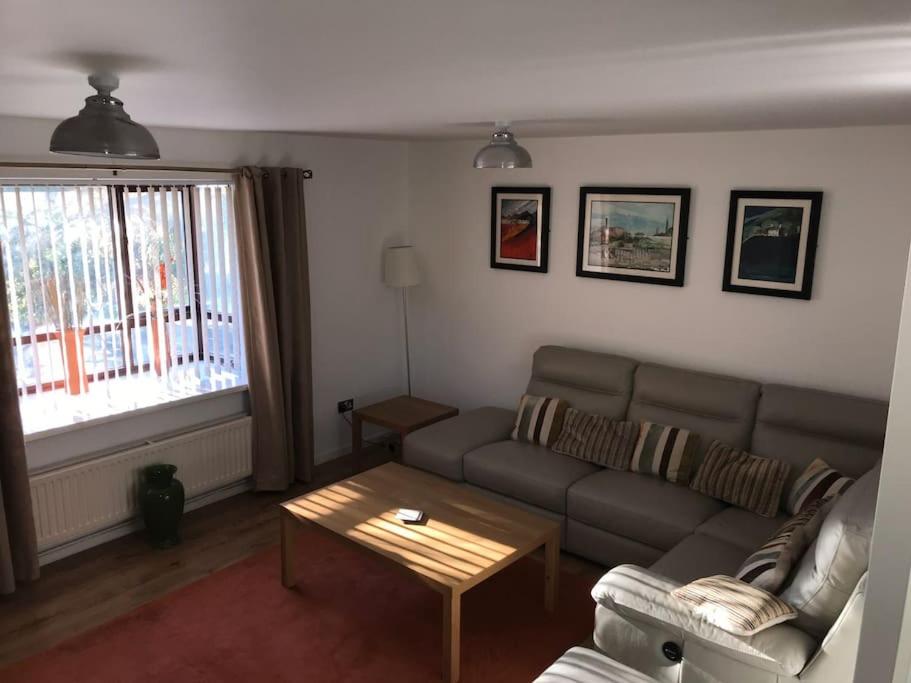 Bayview House, Skewen Updated 2024 Prices