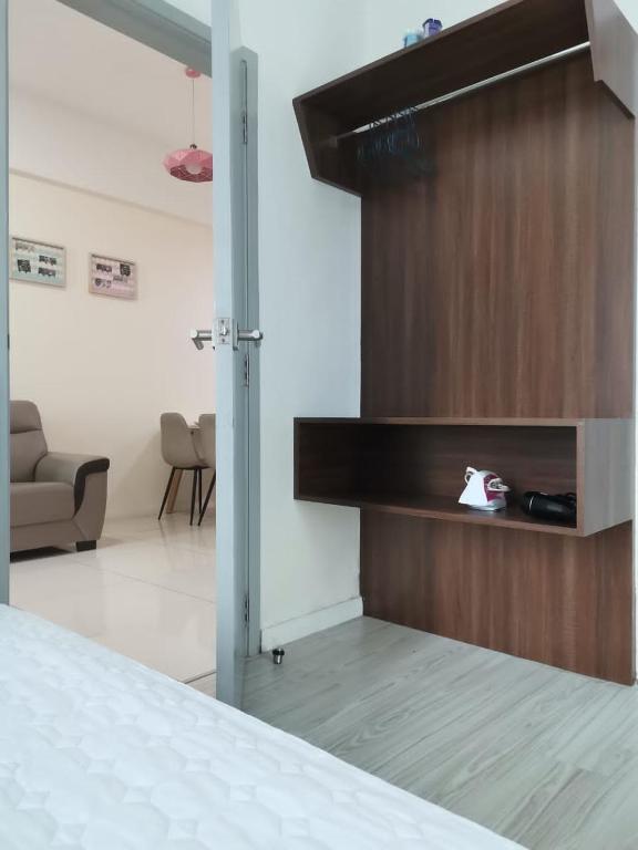 Posezení v ubytování Sutera Avenue - Jom Summer Suite