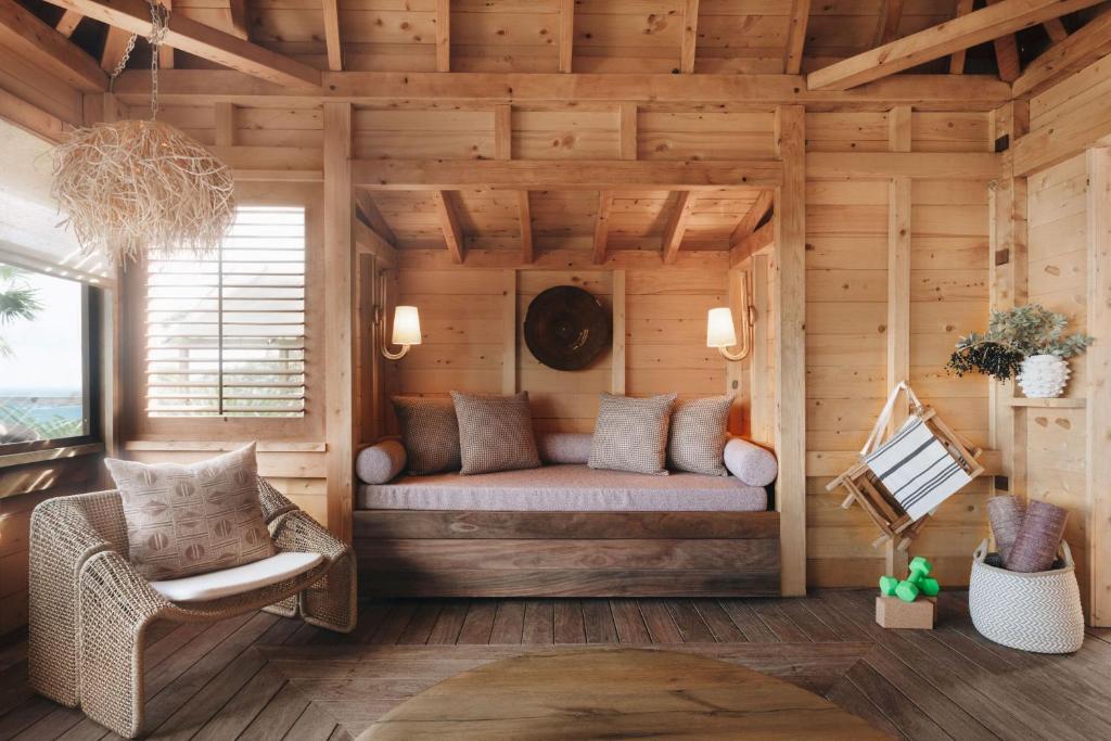Lovango Resort and Beach Clubにあるシーティングエリア