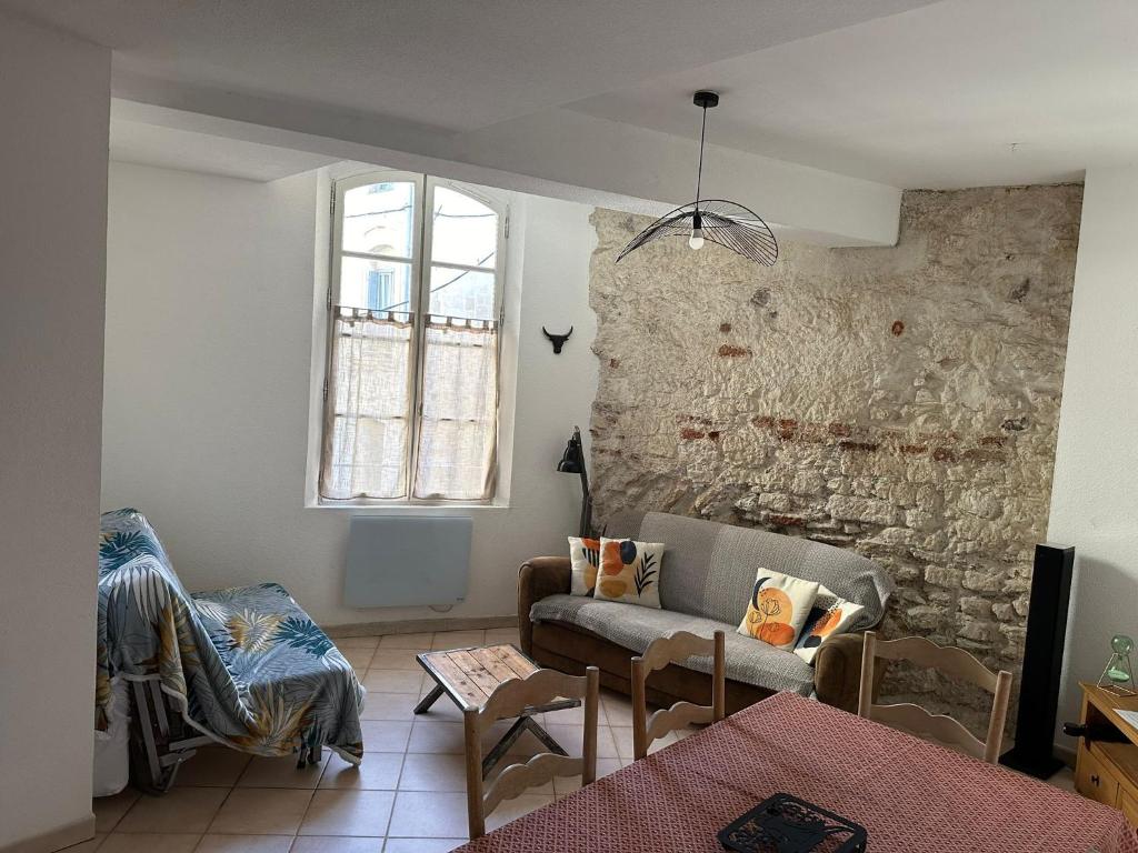 Posedenie v ubytovaní Arles appartement en plein centre historique